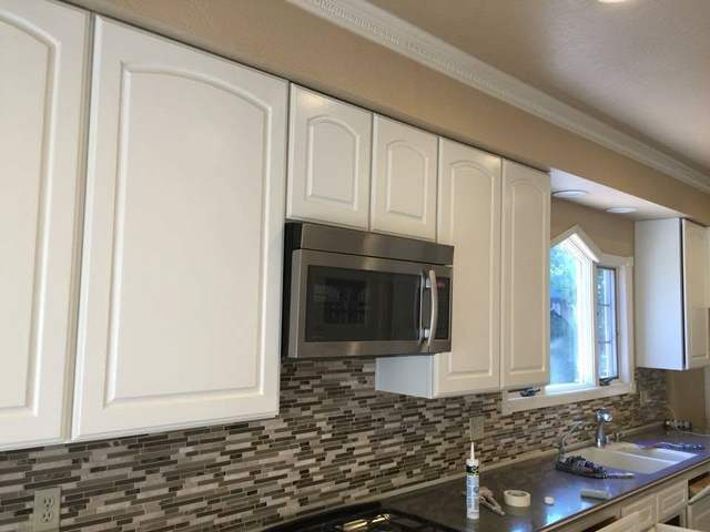 White painted kitchen cabinets